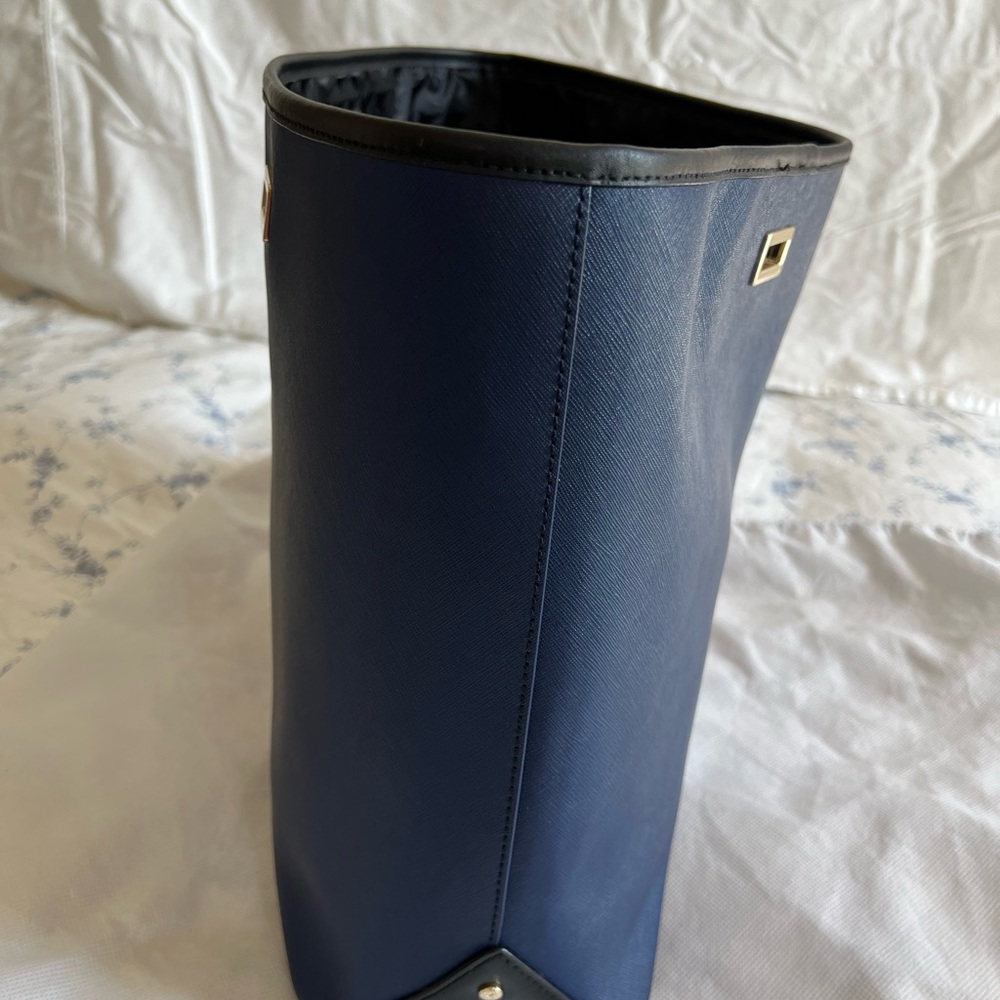 Elegant Black Perforated Tote Bag - Picture 8 of 15